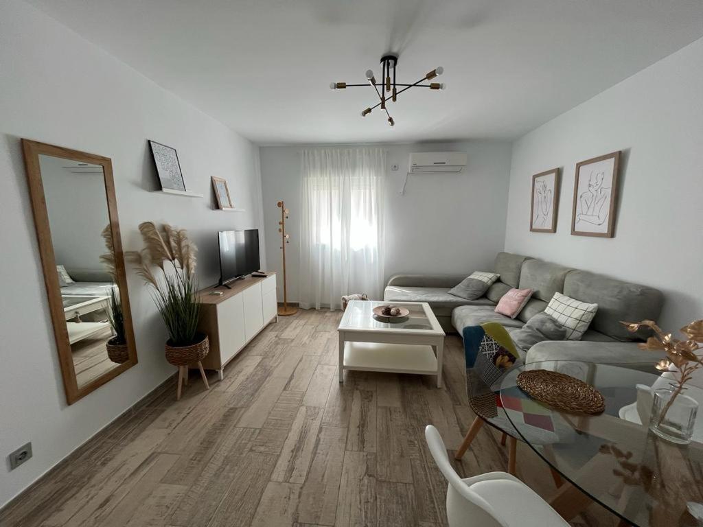Apartamento Ciudad Jardin Cuarta Planta Sin Ascensor กอร์โดบา ภายนอก รูปภาพ